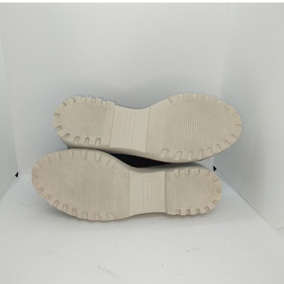 Copper Key Womens Pre-owned "Bundleup" Black Leather & Suede Laceup Boots-sz. 9M - Picture 5 of 6